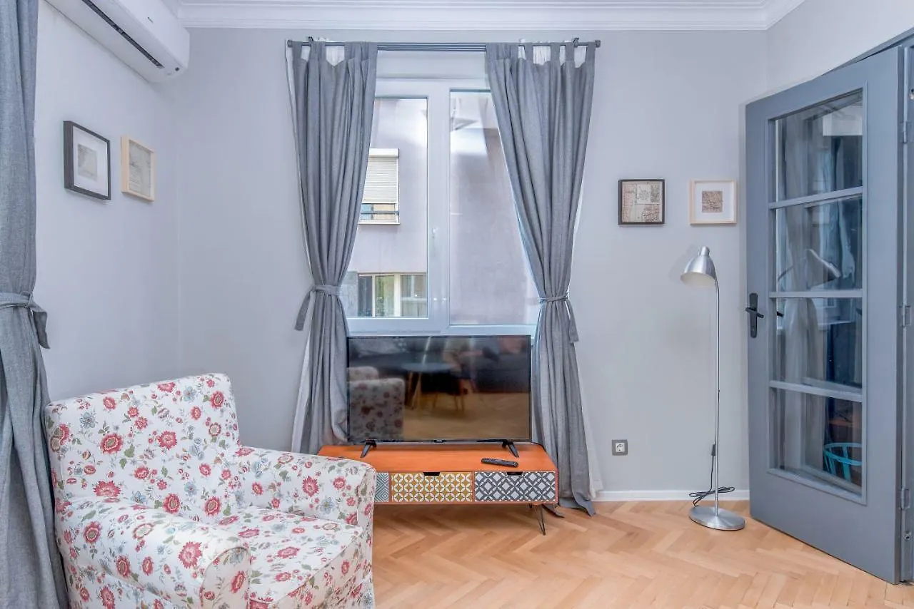 Daire Dondukov Boulevard Two Bedroom Designer Suite Sofya